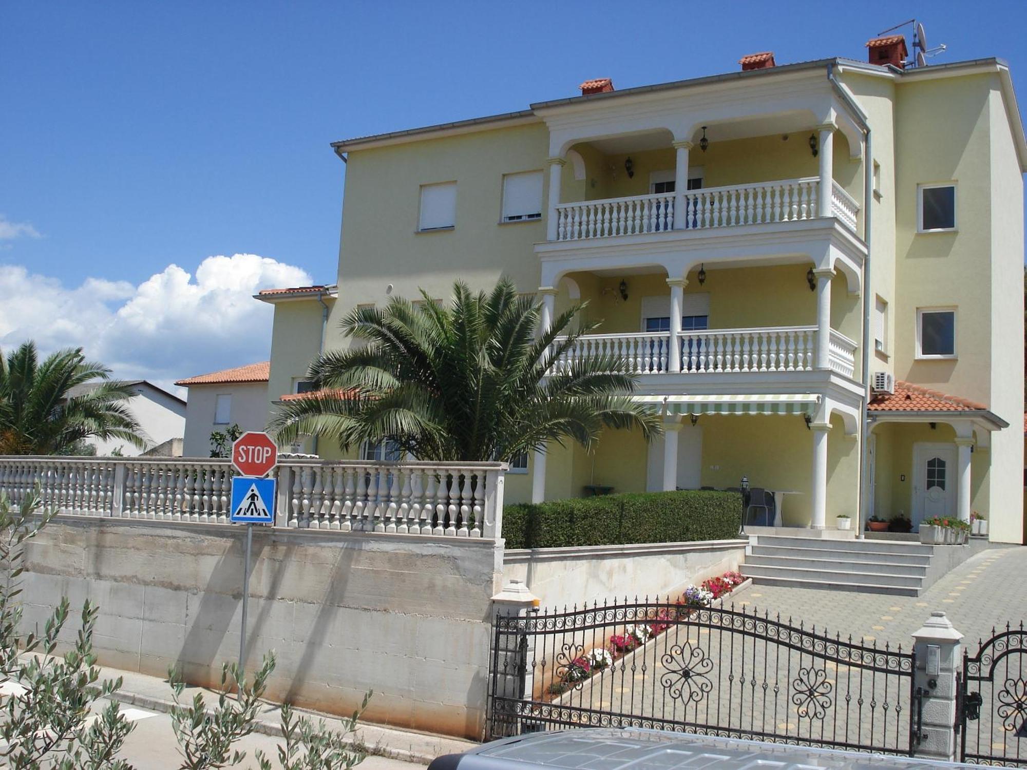 Apartment Komljenovic Pola Esterno foto