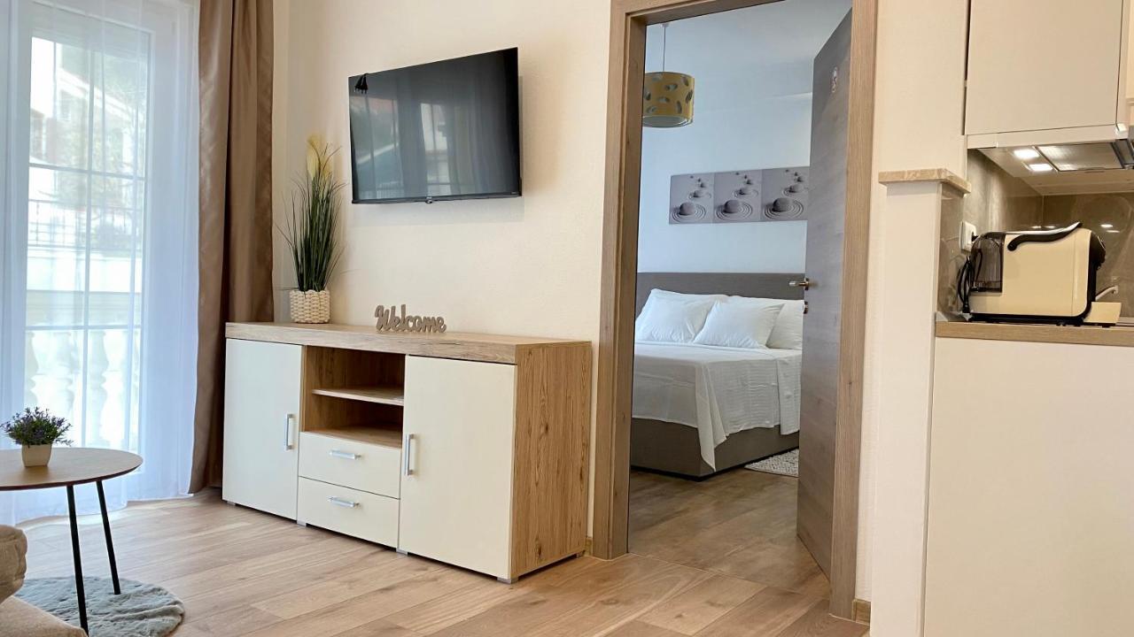 Apartment Komljenovic Pola Esterno foto